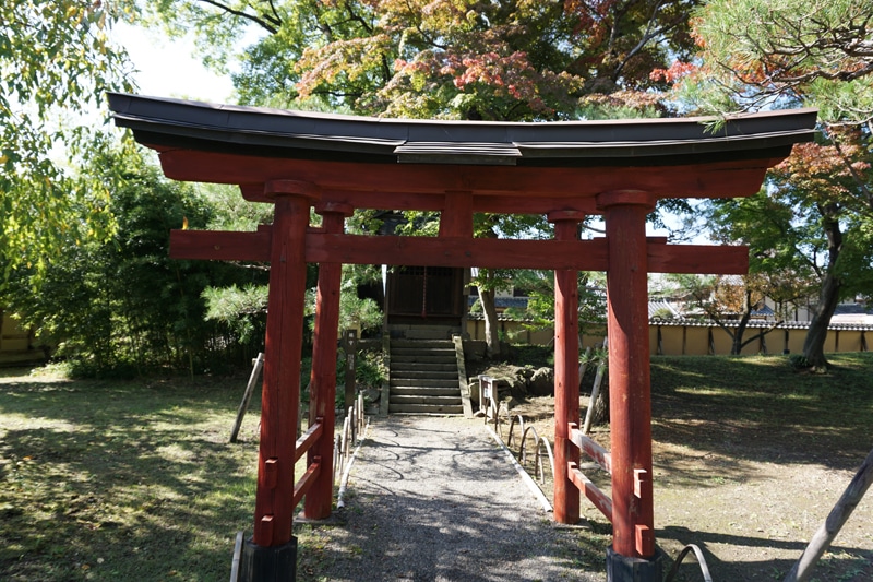 真田邸　鳥居